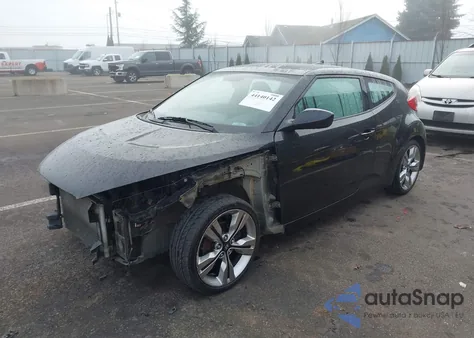 2012 Hyundai Veloster Base W/Black z USA, uszkodzony, nr VIN KMHTC6AD3CU029431